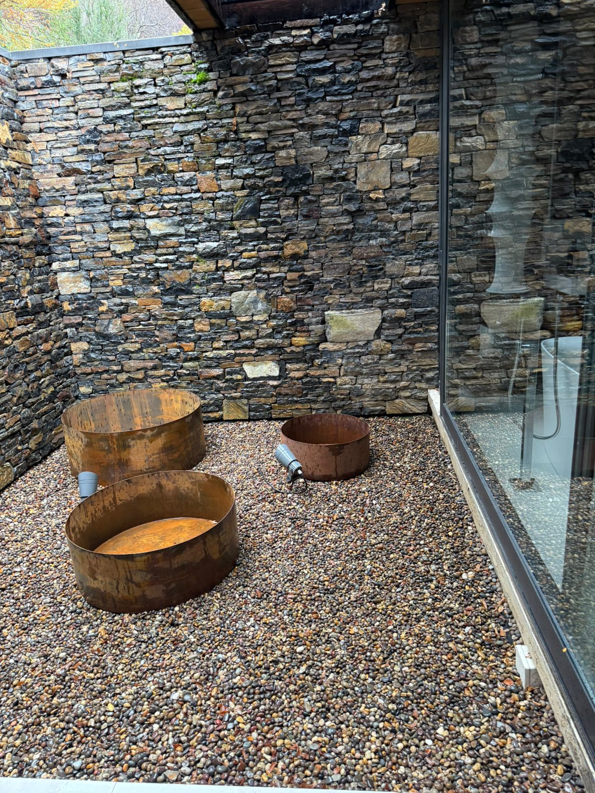 Macetero Fierro con base