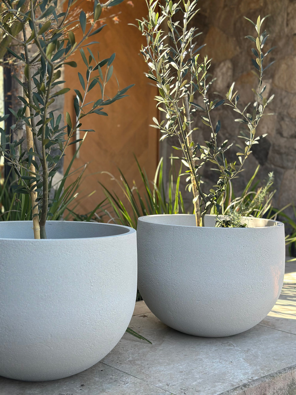 Rustic Round Sandstone