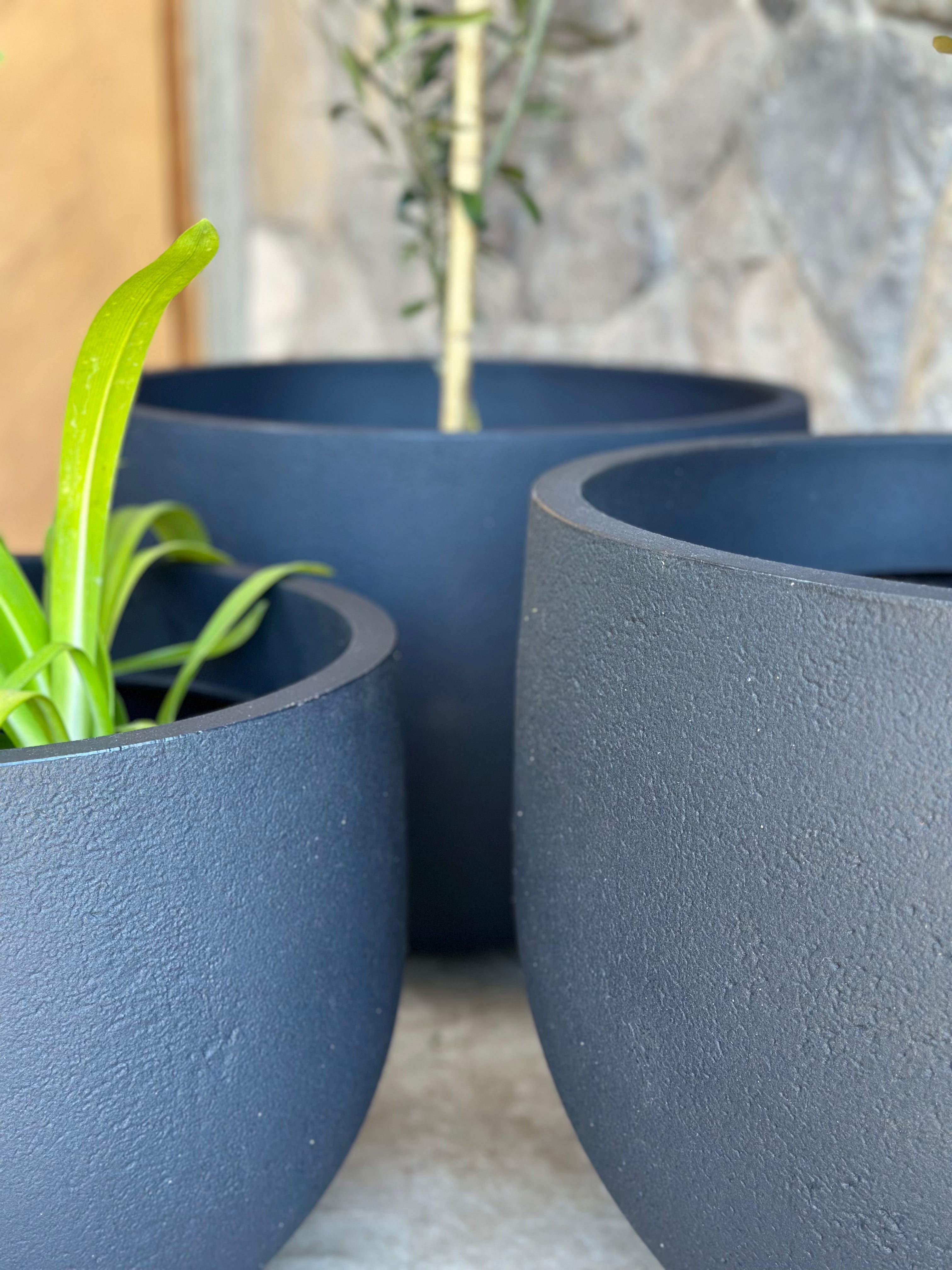 Rustic Round Grafito